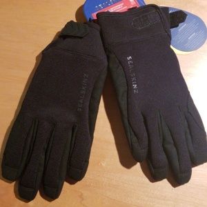 Gloves